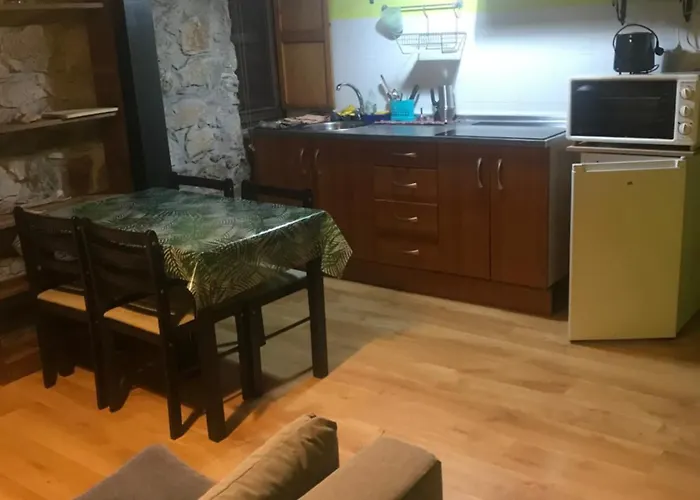 Apartamentos Besande Besande